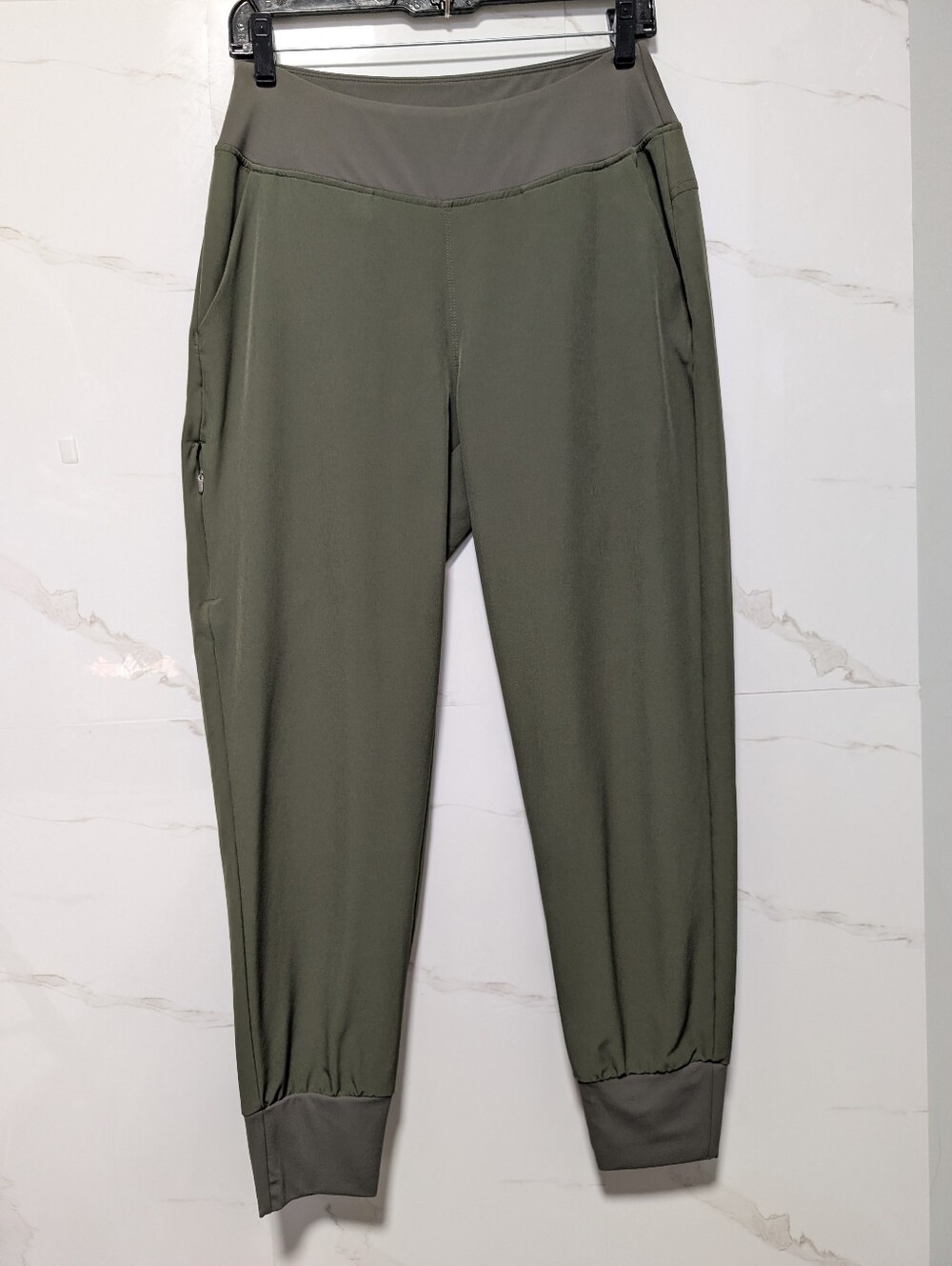 Patagonia Women's Green Pull-On Happy Hike Studio Jogger Pants Size S